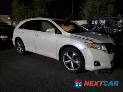 Czwarte zdjęcie samochodu z boku: 2014 TOYOTA VENZA LE VIN:4T3BK3BBXEU104131 - miniatura