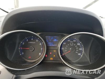 Zdjęcie 9 z 12 samochodu: 2011 HYUNDAI TUCSON GL VIN:KM8JT3ABXBU160746 - miniatura