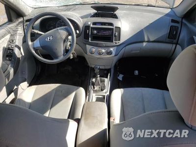 Zdjęcie 8 z 12 samochodu: 2010 HYUNDAI ELANTRA BLUE VIN:KMHDU4AD2AU855819 - miniatura