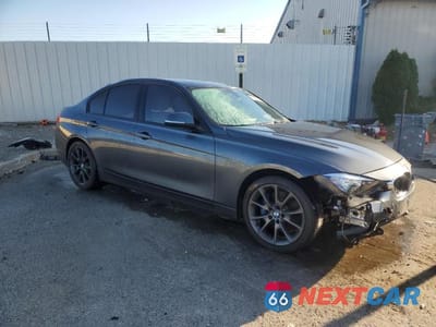 Czwarte zdjęcie samochodu z boku: 2017 BMW 320 I VIN:WBA8A9C56HK620506 - miniatura