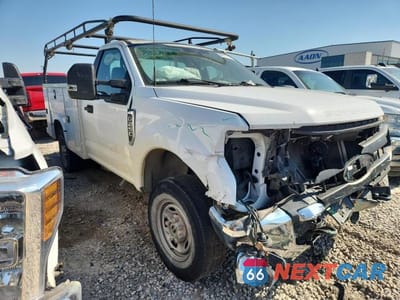 Czwarte zdjęcie samochodu z boku: 2022 FORD F250 SUPER DUTY VIN:1FTBF2B6XNED80558 - miniatura