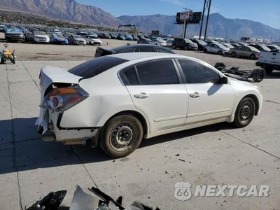 Trzecie zdjęcie samochodu z tyłu: 2012 NISSAN ALTIMA BASE VIN:1N4AL2AP3CN576679 - miniatura