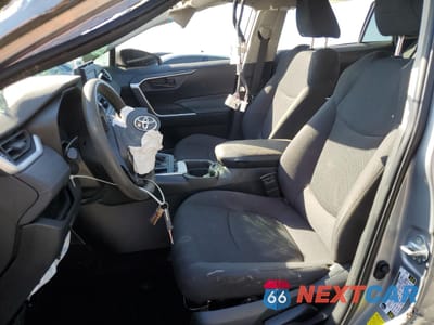 Zdjęcie 7 z 13 samochodu: 2019 TOYOTA RAV4 LE VIN:2T3H1RFV2KW024581 - miniatura