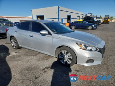Czwarte zdjęcie samochodu z boku: 2019 NISSAN ALTIMA S VIN:1N4BL4BV4KC237369 - miniatura