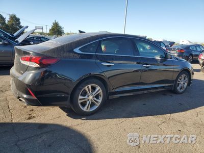 Trzecie zdjęcie samochodu z tyłu: 2018 HYUNDAI SONATA SPORT VIN:5NPE34AF0JH649115 - miniatura