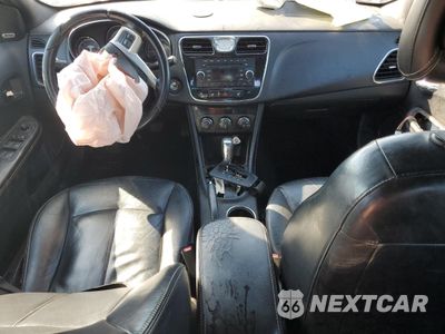 Zdjęcie 8 z 14 samochodu: 2013 CHRYSLER 200 LIMITED VIN:1C3CCBCG3DN573321 - miniatura