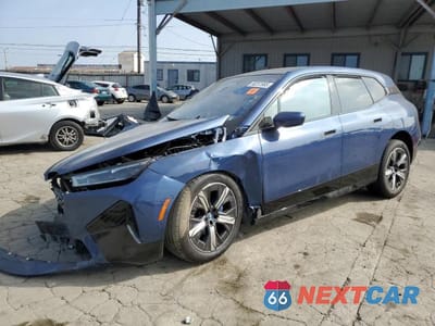 2024 BMW IX XDRIVE50 WB523CF06RCP23335 - główne zdjęcie licytacji z USA - miniatura