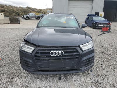 Piąte zdjęcie samochodu w środku: 2020 AUDI Q5 TITANIUM PREMIUM PLUS VIN:WA1ENAFY8L2074912 - miniatura