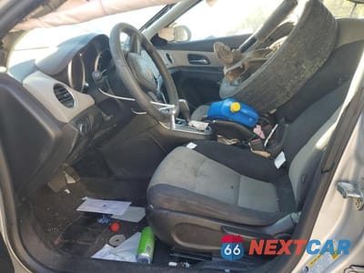 Zdjęcie 7 z 12 samochodu: 2014 CHEVROLET CRUZE LS VIN:1G1PA5SH8E7372611 - miniatura