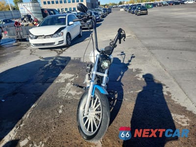 Drugie zdjęcie samochodu z przodu: 2009 HARLEY-DAVIDSON XL883 L VIN:1HD4CR2149K402946 - miniatura
