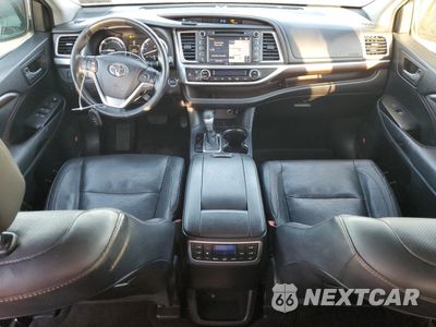 Zdjęcie 8 z 13 samochodu: 2015 TOYOTA HIGHLANDER HYBRID LIMITED VIN:5TDDCRFH2FS011338 - miniatura