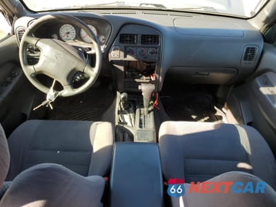 Zdjęcie 8 z 13 samochodu: 1999 NISSAN PATHFINDER LE VIN:JN8AR07Y7XW385686 - miniatura