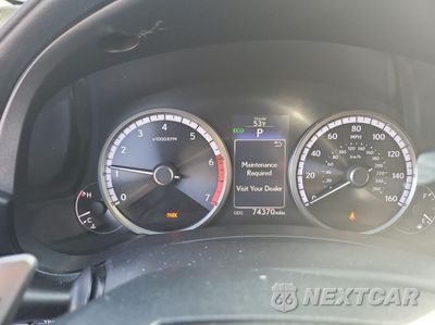 Zdjęcie 8 z 11 samochodu: 2017 LEXUS NX 200T BASE VIN:JTJYARBZ1H2052993 - miniatura