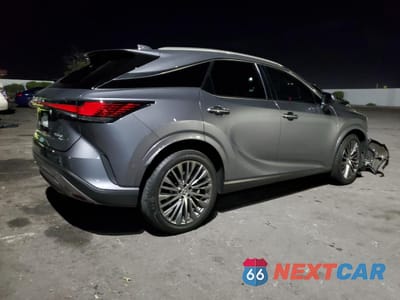 Trzecie zdjęcie samochodu z tyłu: 2023 LEXUS RX 350 BASE VIN:2T2BAMCA5PC022847 - miniatura