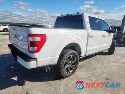 Trzecie zdjęcie samochodu z tyłu: 2023 FORD F150 SUPERCREW VIN:1FTFW1ED4PFB40425 - miniatura