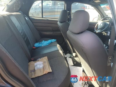 Zdjęcie 10 z 12 samochodu: 2003 FORD CROWN VICTORIA POLICE INTERCEPTOR VIN:2FAFP71W83X143257 - miniatura