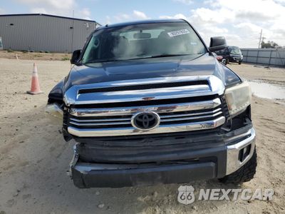 Piąte zdjęcie samochodu w środku: 2016 TOYOTA TUNDRA CREWMAX SR5 VIN:5TFEM5F10GX105310 - miniatura