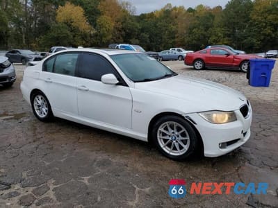 Czwarte zdjęcie samochodu z boku: 2010 BMW 328 I VIN:WBAPH7G56ANM54028 - miniatura