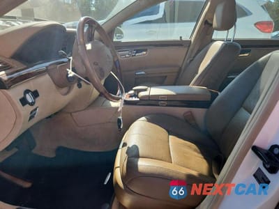 Zdjęcie 7 z 11 samochodu: 2008 MERCEDES-BENZ S 550 VIN:WDDNG71X78A180367 - miniatura