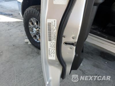 Zdjęcie 12 z 12 samochodu: 2013 RAM 2500 ST VIN:3C6UR5CL3DG599740 - miniatura