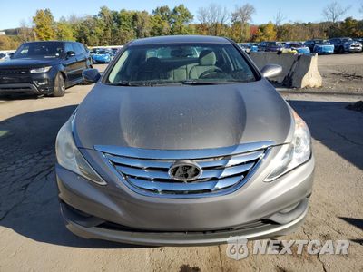 Piąte zdjęcie samochodu w środku: 2014 HYUNDAI SONATA GLS VIN:5NPEB4AC2EH815729 - miniatura