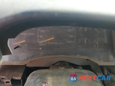 Zdjęcie 9 z 14 samochodu: 1999 CHEVROLET SUBURBAN K1500 VIN:3GNFK16R7XG129897 - miniatura