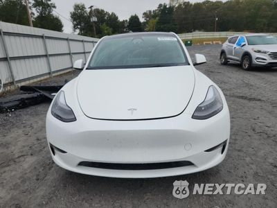 Piąte zdjęcie samochodu w środku: 2023 TESLA MODEL Y VIN:7SAYGAEE3PF840944 - miniatura