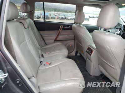 Zdjęcie 11 z 14 samochodu: 2012 TOYOTA HIGHLANDER LIMITED VIN:5TDDK3EH0CS137453 - miniatura