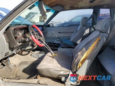 Zdjęcie 7 z 12 samochodu: 1987 CHEVROLET MONTE CARLO VIN:1G1GZ11G4HP108235 - miniatura