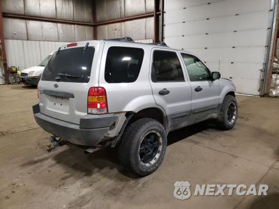 Trzecie zdjęcie samochodu z tyłu: 2004 FORD ESCAPE XLT VIN:1FMYU93114KB42556 - miniatura