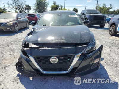 Piąte zdjęcie samochodu w środku: 2021 NISSAN ALTIMA S VIN:1N4BL4BV8MN346778 - miniatura