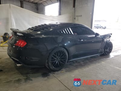 Trzecie zdjęcie samochodu z tyłu: 2019 FORD MUSTANG GT VIN:1FA6P8CF1K5129980 - miniatura