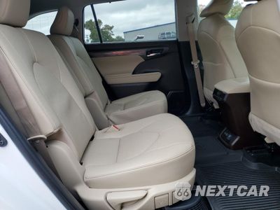 Zdjęcie 11 z 15 samochodu: 2022 TOYOTA HIGHLANDER HYBRID LIMITED VIN:5TDXBRCH0NS557624 - miniatura