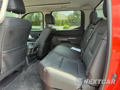 Zdjęcie 9 z 14 samochodu: 2023 TOYOTA TUNDRA CREWMAX LIMITED VIN:5TFPC5DB1PX017292 - miniatura