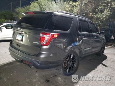 Trzecie zdjęcie samochodu z tyłu: 2018 FORD EXPLORER XLT VIN:1FM5K7DH5JGB31986 - miniatura