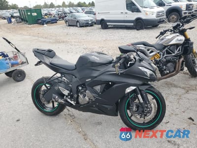 2015 KAWASAKI ZX636 E JKBZXJE1XFA015737 - główne zdjęcie licytacji z USA - miniatura