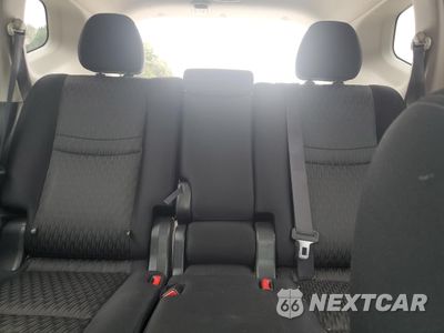 Zdjęcie 10 z 16 samochodu: 2017 NISSAN ROGUE S VIN:JN8AT2MT1HW144620 - miniatura