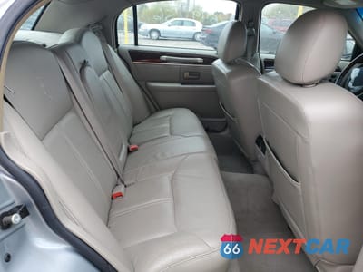 Zdjęcie 10 z 14 samochodu: 2006 LINCOLN TOWN CAR SIGNATURE LIMITED VIN:1LNHM82V46Y649756 - miniatura