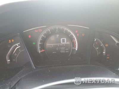 Zdjęcie 9 z 13 samochodu: 2018 HONDA CIVIC LX VIN:2HGFC2F53JH523740 - miniatura