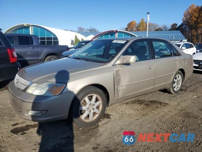 2000 TOYOTA AVALON XLS 4T1BF28B3YU072030 - główne zdjęcie licytacji z USA - miniatura