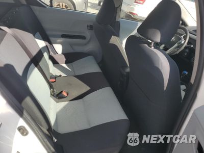 Zdjęcie 10 z 12 samochodu: 2013 TOYOTA PRIUS C VIN:JTDKDTB32D1552413 - miniatura