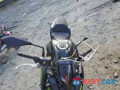 Piąte zdjęcie samochodu w środku: 2019 KAWASAKI ER650 G VIN:JKAEREG16KDA03078 - miniatura