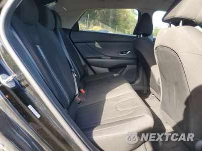 Zdjęcie 10 z 14 samochodu: 2023 HYUNDAI ELANTRA SEL VIN:KMHLM4AG1PU450257 - miniatura