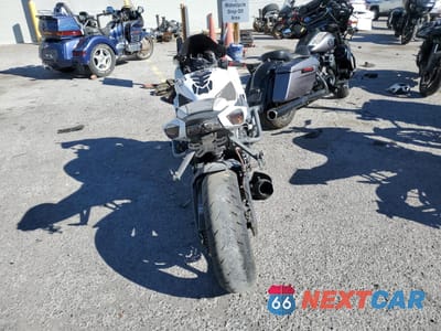 Czwarte zdjęcie samochodu z boku: 2011 SUZUKI GSX-R600 VIN:JS1GN7FAXB2103355 - miniatura