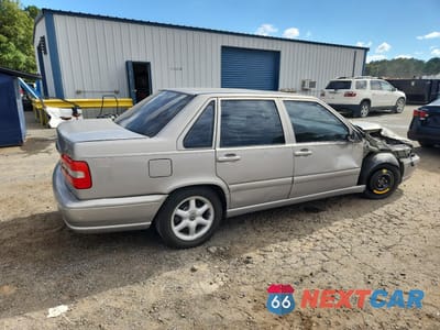Trzecie zdjęcie samochodu z tyłu: 1998 VOLVO S70 VIN:YV1LS5582W1553877 - miniatura
