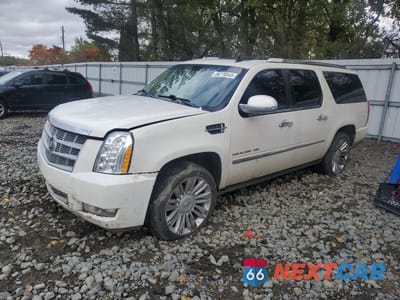 2011 CADILLAC ESCALADE ESV PLATINUM 1GYS4KEF5BR265043 - główne zdjęcie licytacji z USA - miniatura