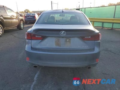 Zdjęcie 6 z 12 samochodu: 2016 LEXUS IS 200T VIN:JTHBA1D21G5020180 - miniatura