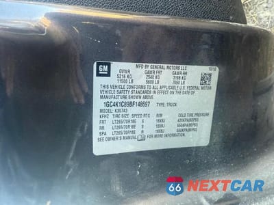 Zdjęcie 8 z 8 samochodu: 2011 CHEVROLET 3500 VIN:1GC4K1C89BF148697 - miniatura