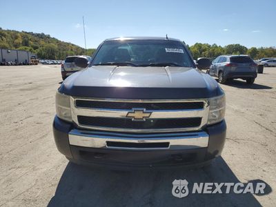 Piąte zdjęcie samochodu w środku: 2011 CHEVROLET SILVERADO K1500 LS VIN:1GCRKREA1BZ102350 - miniatura
