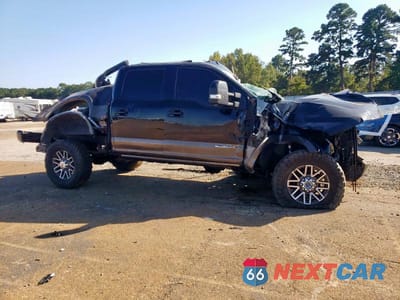 Czwarte zdjęcie samochodu z boku: 2017 FORD F250 SUPER DUTY VIN:1FT7W2BT3HEC41629 - miniatura